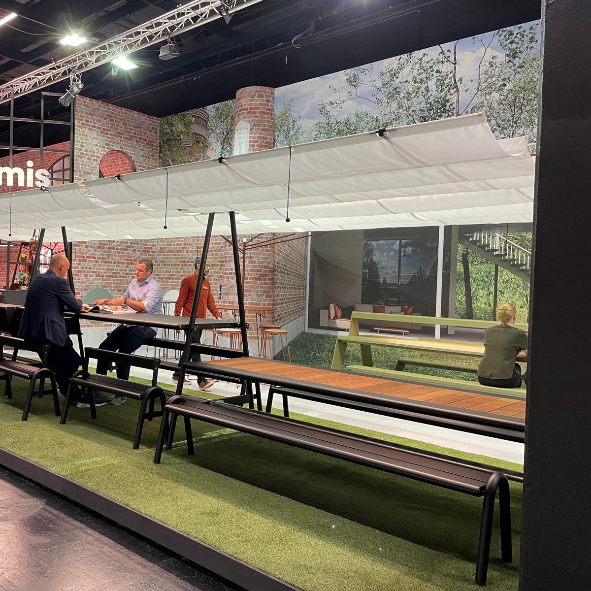 Bringing the outside in or vice-versa Bringing the outside in or vice-versa